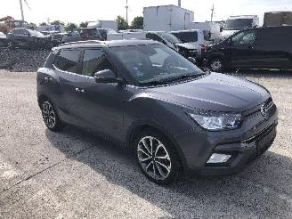 Unfallwagen Ssang yong Tivoli 1.6 AUTOMATIQUE 2018/8