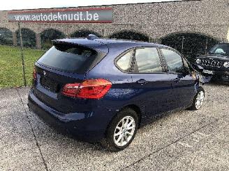 Vaurioauto  passenger cars BMW 2-serie 216 d active tourer 2018/5