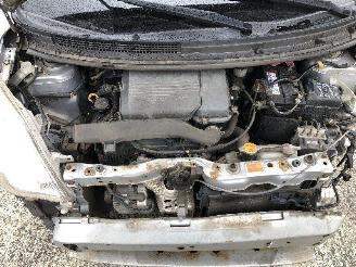 Daihatsu Cuore 1.0 picture 16