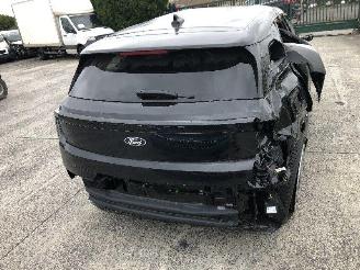 Ford Explorer  picture 16