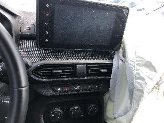 Dacia Jogger 1.0 TURBO  CONFORT picture 22
