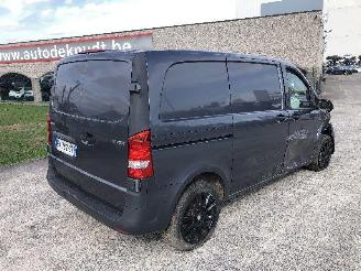 Mercedes Vito 111 CDI picture 3