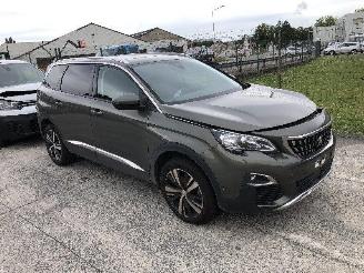 Avarii autoturisme Peugeot 5008 1.2 T  7 PLACES 2020/3