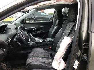 Peugeot 5008 1.2 T  7 PLACES picture 6