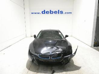 Damaged car BMW i8  2016/6
