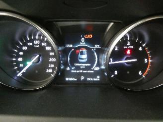 Land Rover Discovery Sport 2.0D SPORT picture 15