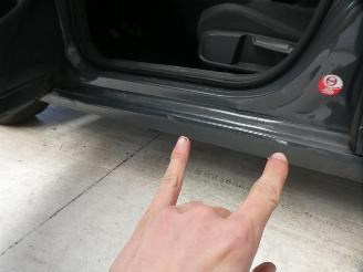 Volkswagen Golf 2.0D VARIANT LIFE picture 7