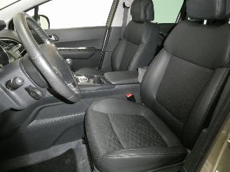 Peugeot 3008 1.2 picture 16