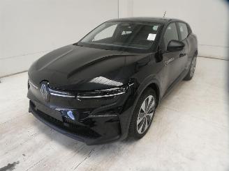 Renault Mégane E-TECH EVOLUT picture 3