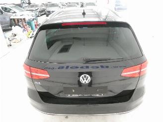 Volkswagen Passat GTE picture 7
