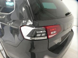 Volkswagen Passat 2.0D BUSINESS picture 11
