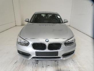 BMW 1-serie 116I picture 2