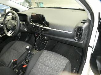 Kia Picanto  picture 11
