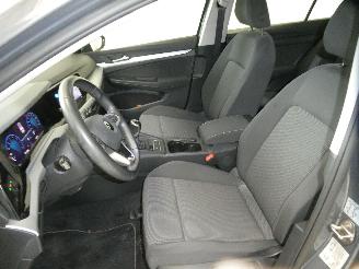 Volkswagen Golf  picture 16