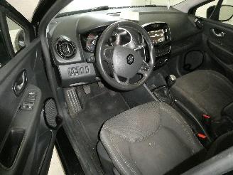 Renault Clio IV GRANDTOUR CO picture 12