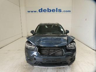 Coche accidentado Volvo XC40 MOMENTUM 2021/9
