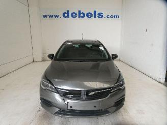 Damaged car Opel Astra SPORTS TOURER EDITIO 2021/8