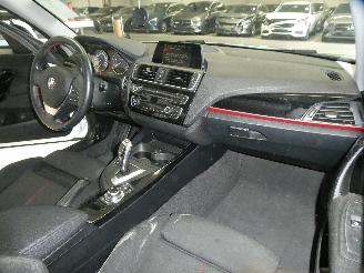 BMW 2-serie D picture 13