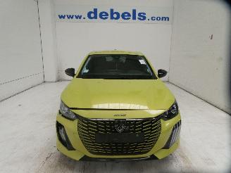 Damaged car Peugeot 208 II ALLURE 2024/5