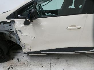 Renault Clio IV GRANDTOUR EX picture 6