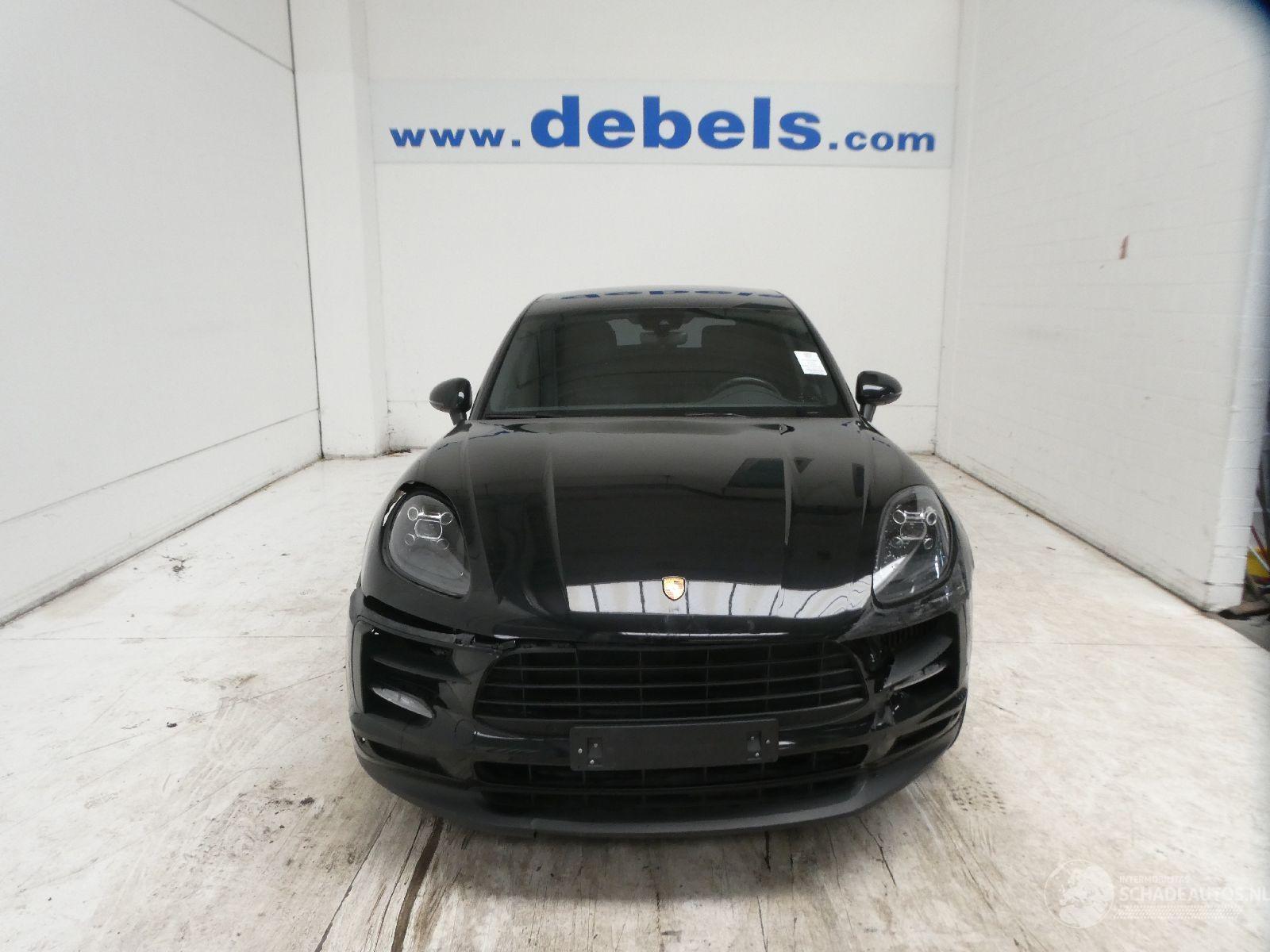 Porsche Macan S