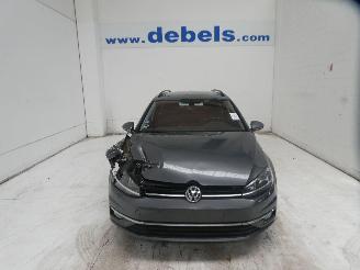 Schadeauto Volkswagen Golf VARIANT COMFORT 2017/3