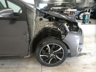 Toyota Yaris  picture 9