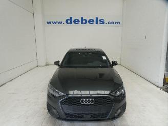 Voiture accidenté Audi A3 SPORTBACK 2023/4