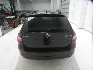 Skoda Octavia AMBITION picture 5