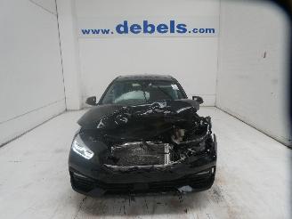 Damaged car BMW 1-serie I 2021/6