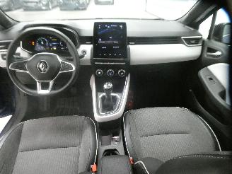 Renault Clio V TECHNO picture 17