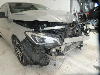 Mercedes Cla-klasse 180 picture 16