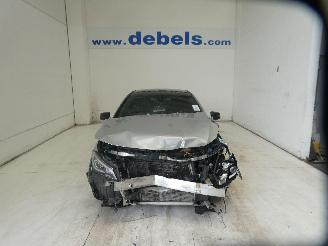 krockskadad bil auto Mercedes Cla-klasse 180 2019/4