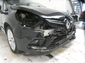 Renault Clio IV GRANDTOUR LIMITED picture 15