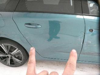 Peugeot 308 III ALLURE picture 10