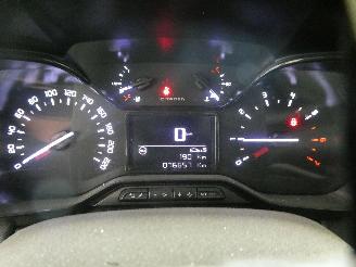 Citroën C3 AIRCROSS LIVE picture 14