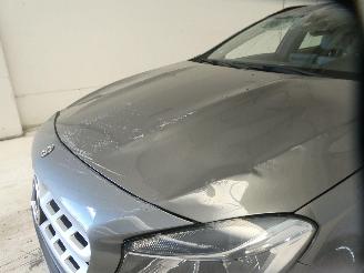 Mercedes GLA 180 picture 5