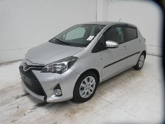 Toyota Yaris Y-OUNG picture 3
