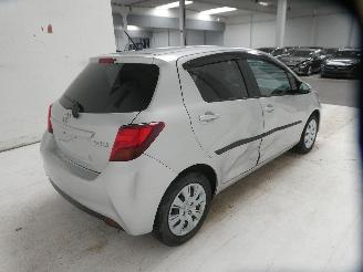 Toyota Yaris Y-OUNG picture 8