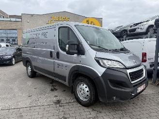 Unfallwagen Peugeot Boxer 2.2 BLUEHDI L2H1 2020/2