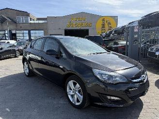 skadebil auto Opel Astra 1.4I COMFORT 2013/2