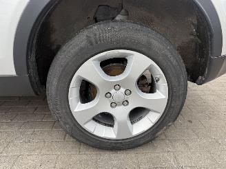 Land Rover Discovery Sport 2.0 TD4 HSE picture 20