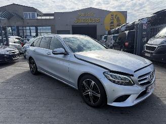 uszkodzony samochody osobowe Mercedes C-klasse  2019/3