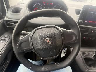 Peugeot Partner 1.5 BLUEHDI PREMIUM picture 21