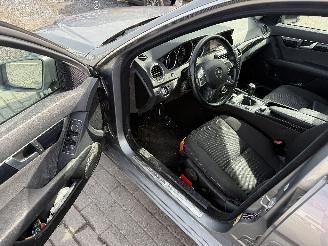 Mercedes C-klasse 180 CDI picture 18