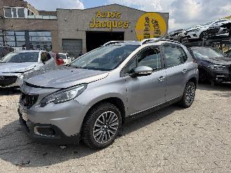 uszkodzony samochody osobowe Peugeot 2008 1.5 HDI ACTIVE 2019/4