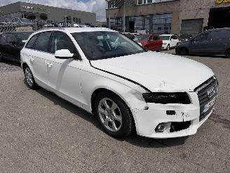 Audi A4 Avant 2.0 TDI picture 4