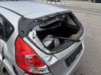 Ford Fiesta  picture 14