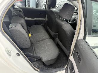 Toyota Yaris 1.0 5D picture 9
