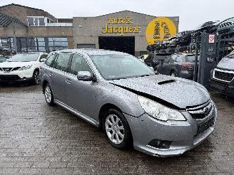 uszkodzony samochody osobowe Subaru Legacy 2.0D AWD 4X4 2013/3